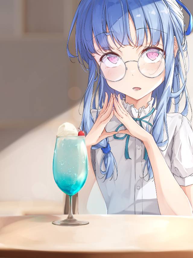 一张琴叶葵,眼镜,小女孩绘画图片