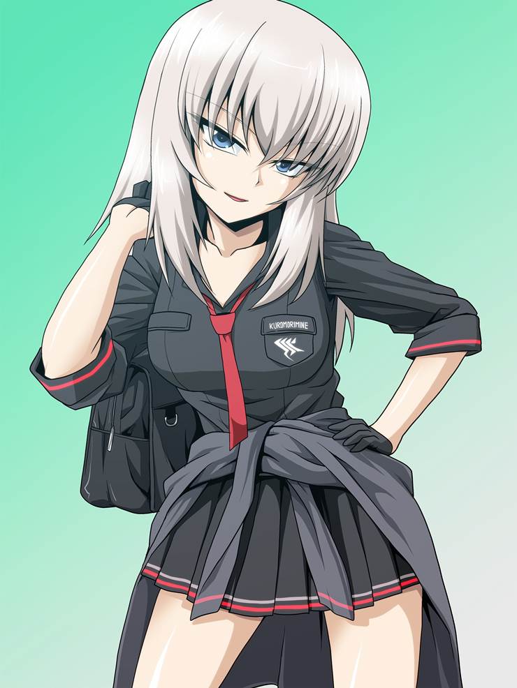 少女与战车, 逸见艾丽卡, Erika Hatami, 少女与战车, 交换服装
