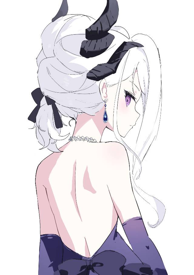 蔚蓝档案,露背图片