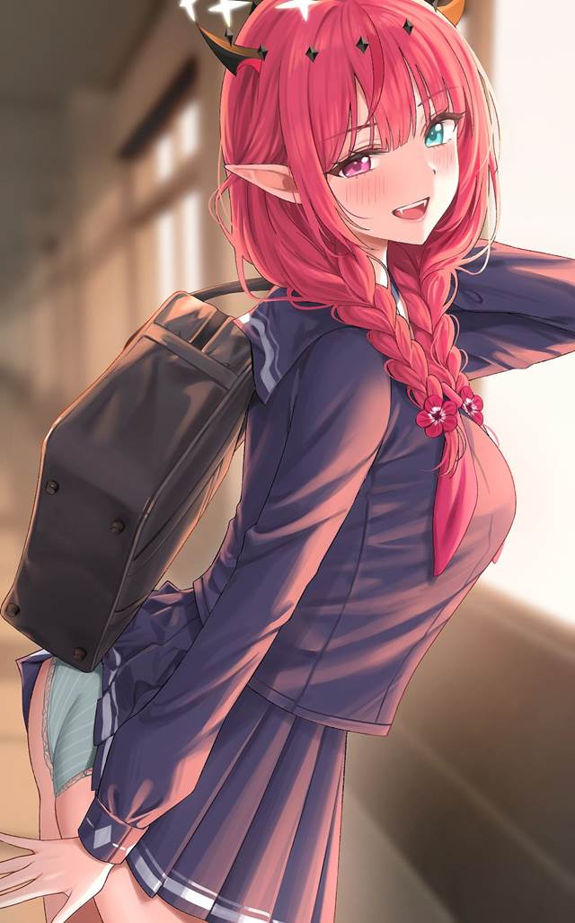 Hololive, Virtual Youtuber 100+ bookmarks, 书包走光