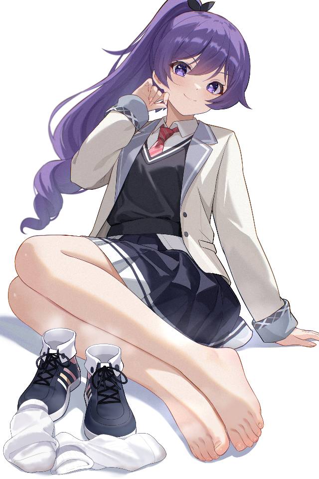 制服,小女孩,赤脚,足爪,运动鞋图片