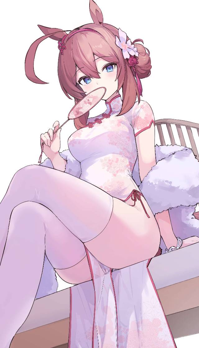 赛马娘Pretty Derby, Mihono Bourbon (Uma Musume), 旗袍, 魅惑的大腿, 跷二郎腿, Slit (clothes), 真空