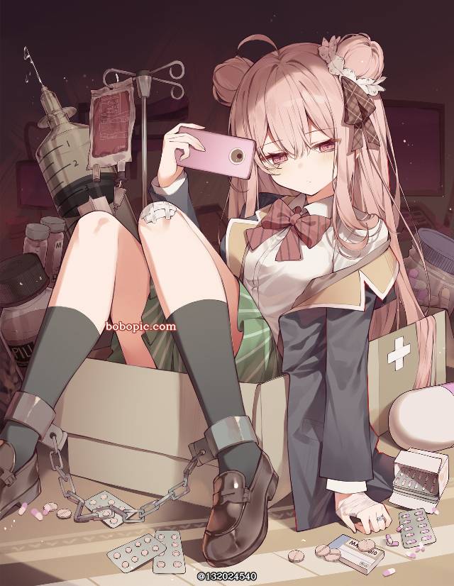 幸福甜蜜生活, 松坂砂糖, 病娇, 女孩子, 插画, young girl, girl, 脚镣, 粉色头发