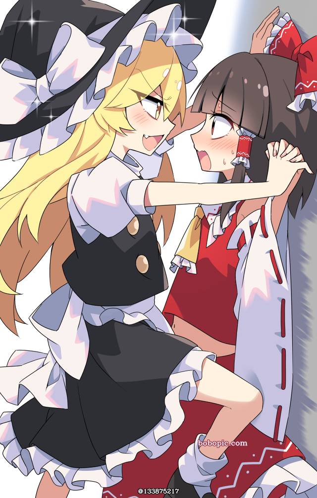东方Project, 东方, 博丽灵梦, 雾雨魔理沙, 壁咚, holding hands with fingers interlocked, Marisa/Reimu