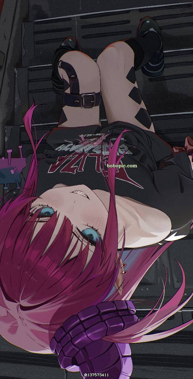 伊莉莎白·巴托里, 女孩子, 贫乳