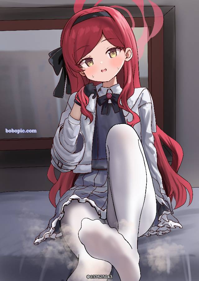 碧蓝档案, 三善贵音, 脚底, 着袜足底, Greek foot