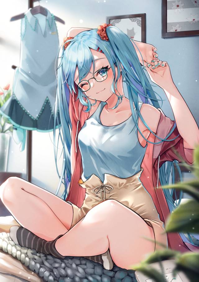 一张美甲,这个初音真美好,卧槽好可爱,初音未来,眼镜绘画图片