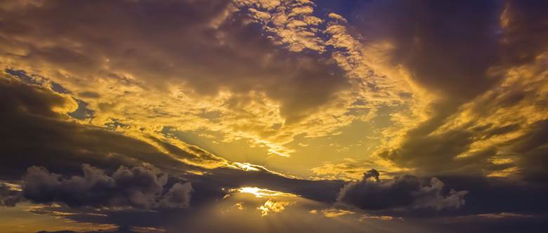 隙间日|星海空Hoshiumisora的黎明前的天空插画图片
